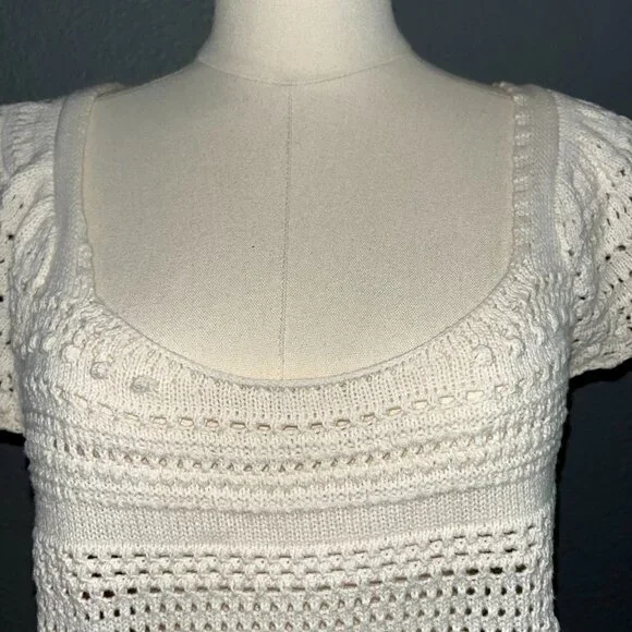 SINCERELY YOURS Crochet Crop Top - - Picture 2 of 9